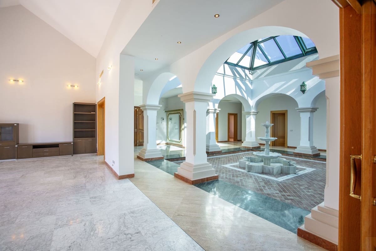 5 soveværelse Villa til salg i Mijas Golf med swimmingpool garage - € 1.600.000 (Ref: 10041522)
