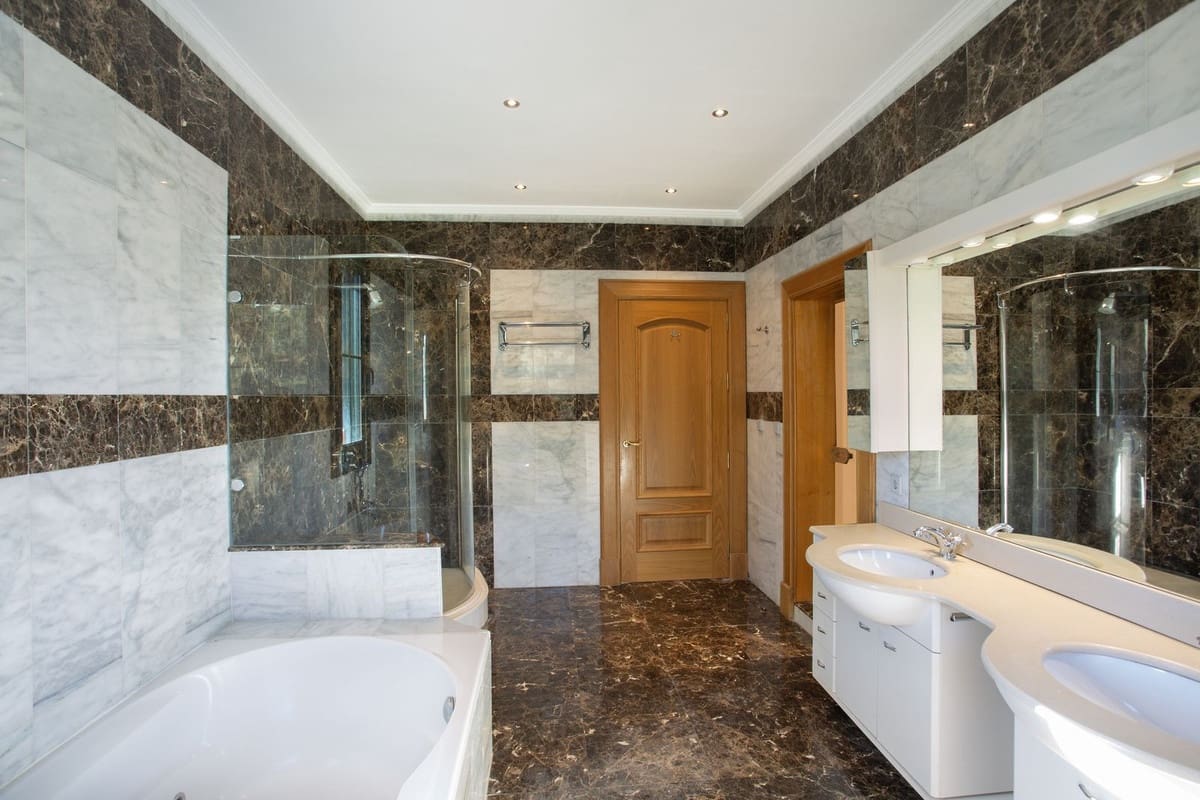 5 soveværelse Villa til salg i Mijas Golf med swimmingpool garage - € 1.600.000 (Ref: 10041522)
