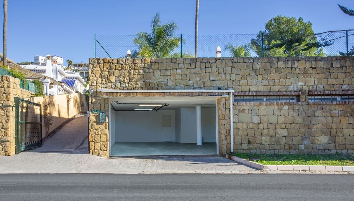 5 soveværelse Villa til salg i Mijas Golf med swimmingpool garage - € 1.600.000 (Ref: 10041522)