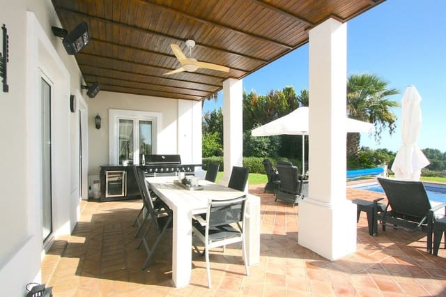4 soveværelse Villa til salg i Mijas med swimmingpool garage - € 1.850.000 (Ref: 10041526)