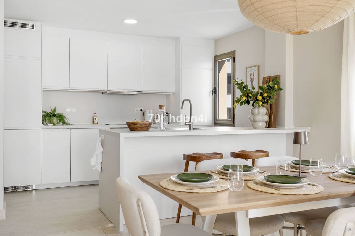 3 makuuhuone Huoneisto myytävänä paikassa Estepona mukana 
autotalli - 650 000 € (Ref: 10041655)