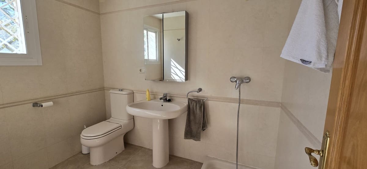 6 slaapkamer Villa te koop in Pinos de Alhaurin met zwembad garage - € 1.280.000 (Ref: 10041656)