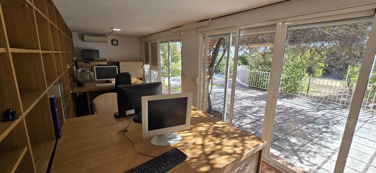 6 slaapkamer Villa te koop in Pinos de Alhaurin met zwembad garage - € 1.280.000 (Ref: 10041656)
