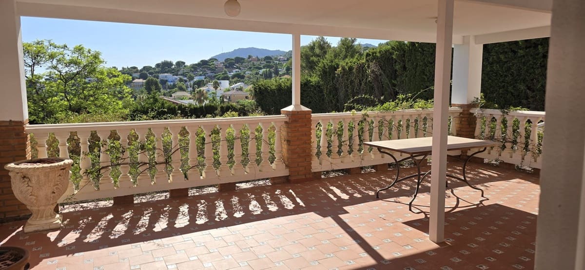 6 slaapkamer Villa te koop in Pinos de Alhaurin met zwembad garage - € 1.280.000 (Ref: 10041656)