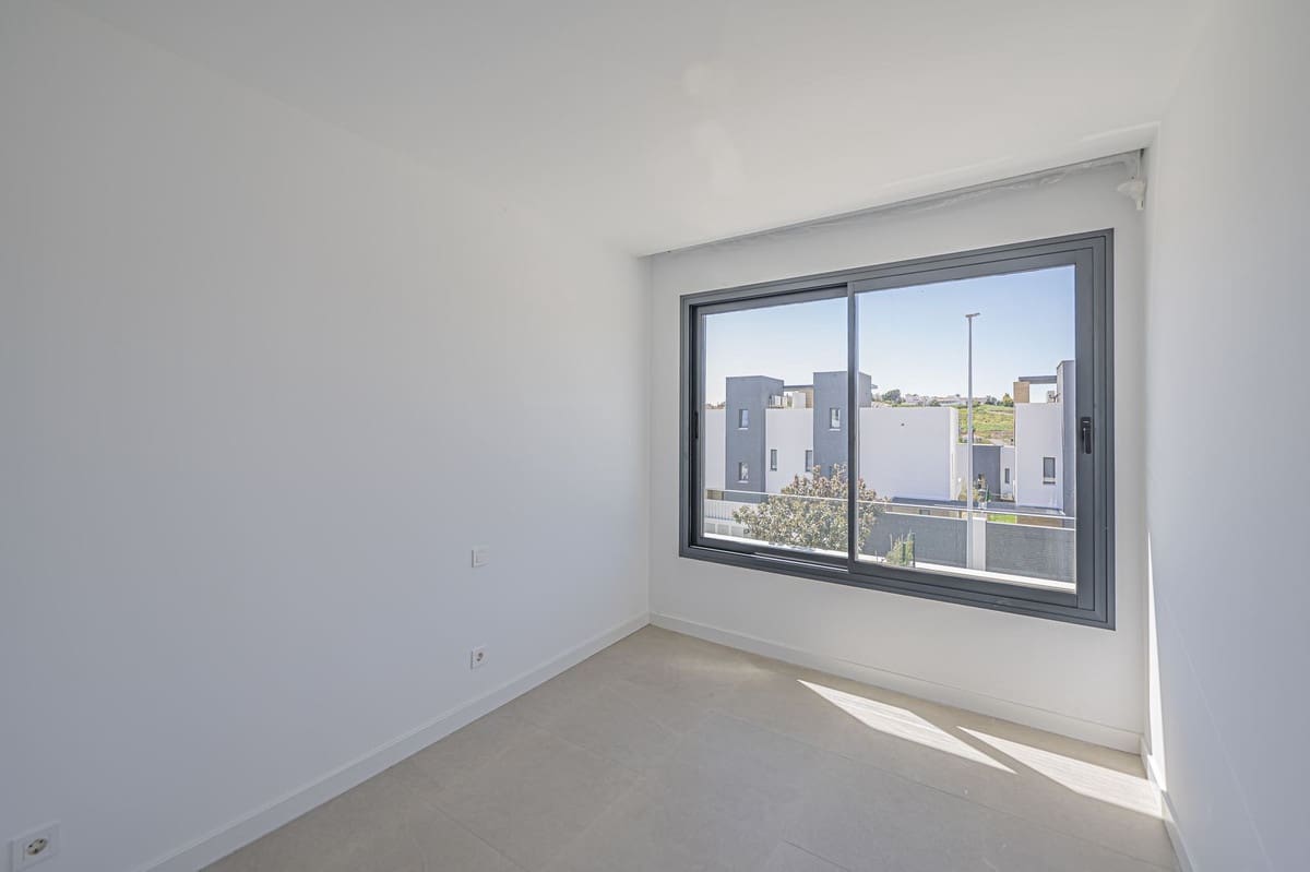 4 sypialnia Dom na sprzedaż w New Golden Mile z basenem garażem - 1 065 000 € (Ref: 10041657)