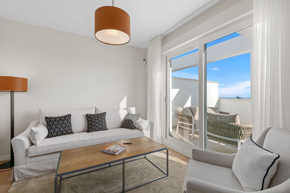 3 sovrum Lägenhet till salu i Estepona med pool garage - 640 000 € (Ref: 10041660)