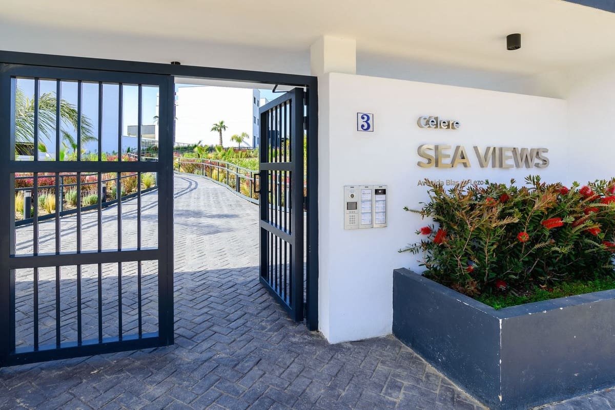 3 sovrum Lägenhet till salu i Estepona med pool garage - 640 000 € (Ref: 10041660)