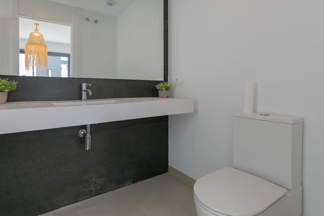 3 makuuhuone Omakotitalo myytävänä paikassa Atalaya-Isdabe, Estepona mukana uima-altaan 
autotalli - 950 000 € (Ref: 10041661)