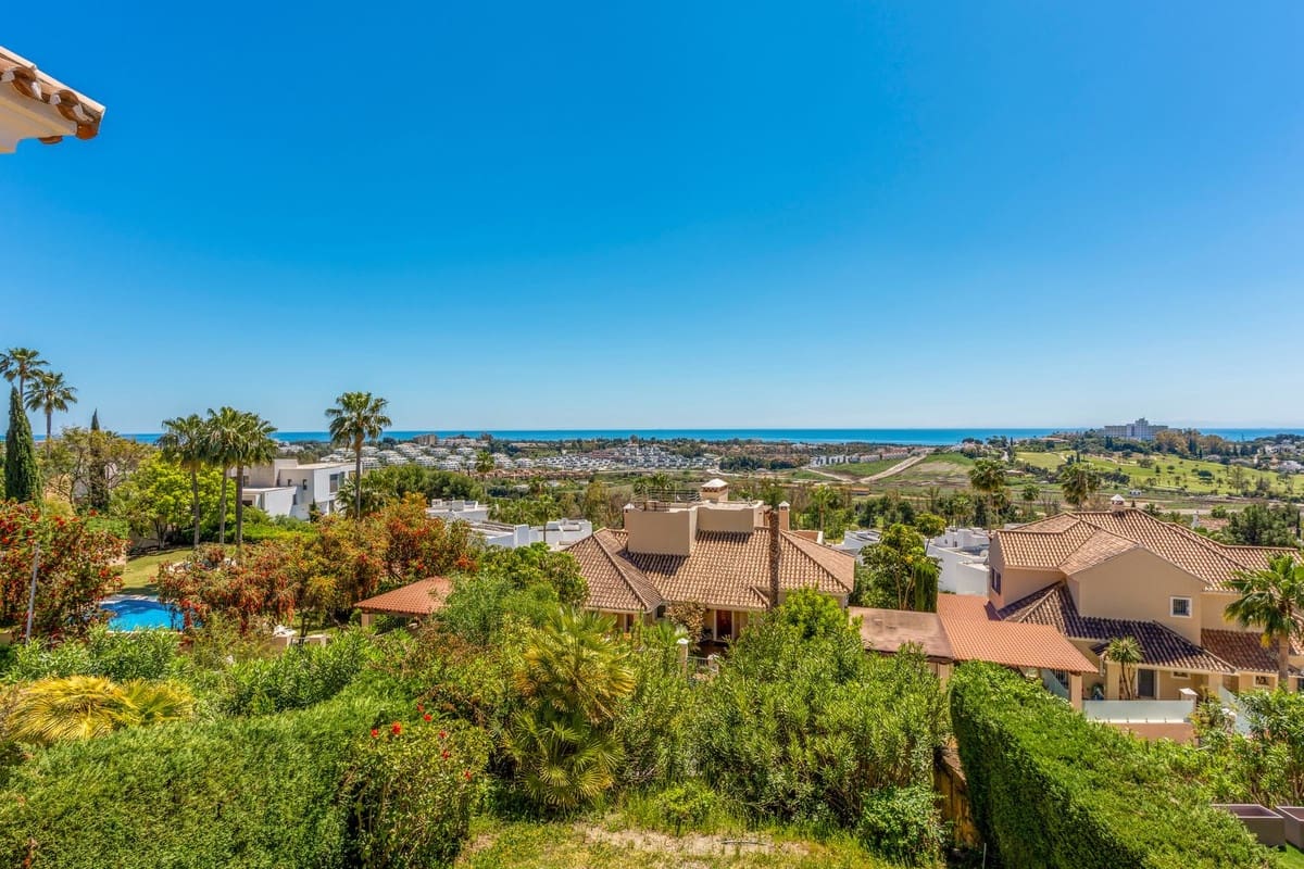 3 bedroom Townhouse for sale in Atalaya-Isdabe with pool garage - € 899,000 (Ref: 10041662)