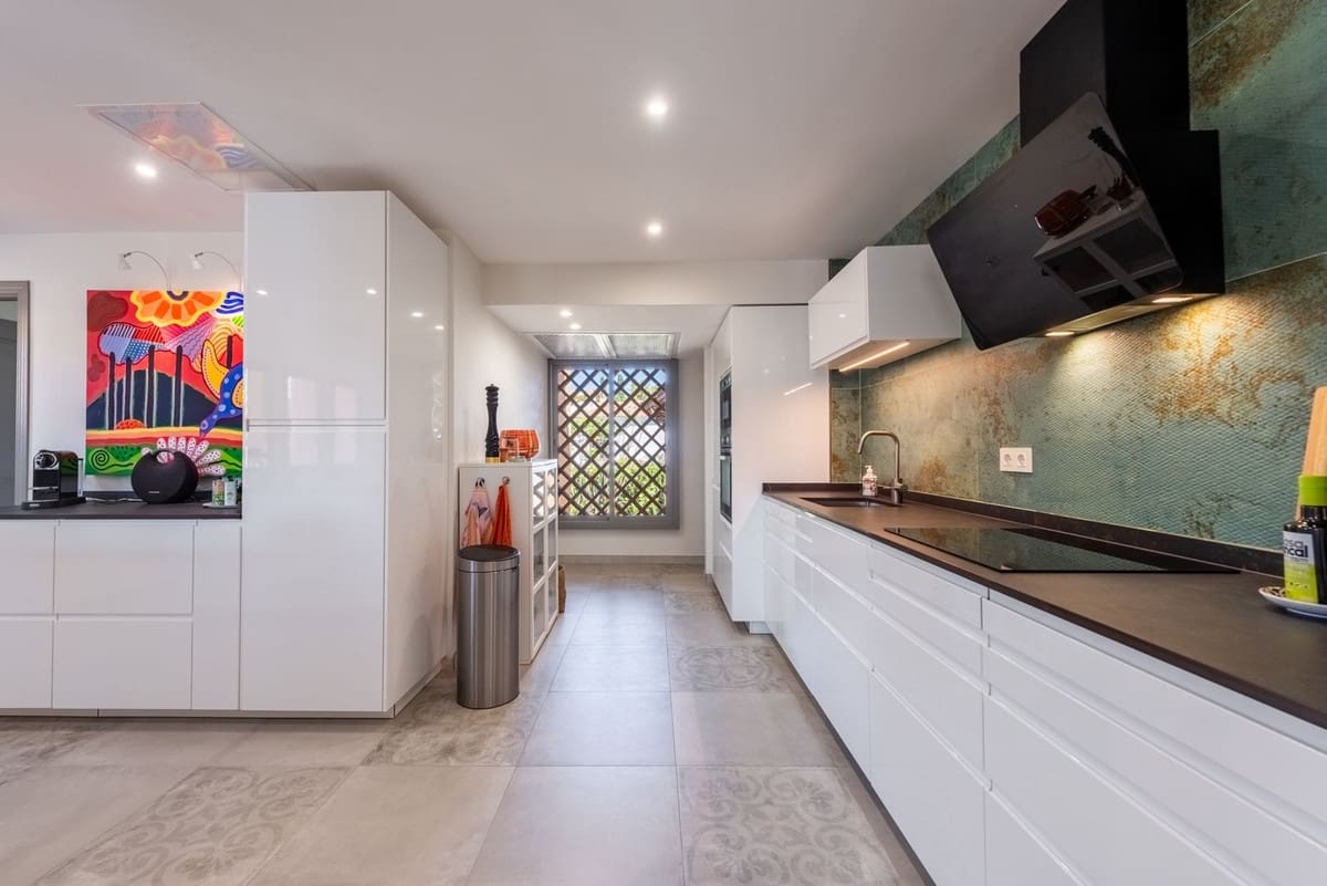 3 bedroom Apartment for sale in Atalaya-Isdabe with pool garage - € 849,000 (Ref: 10041663)