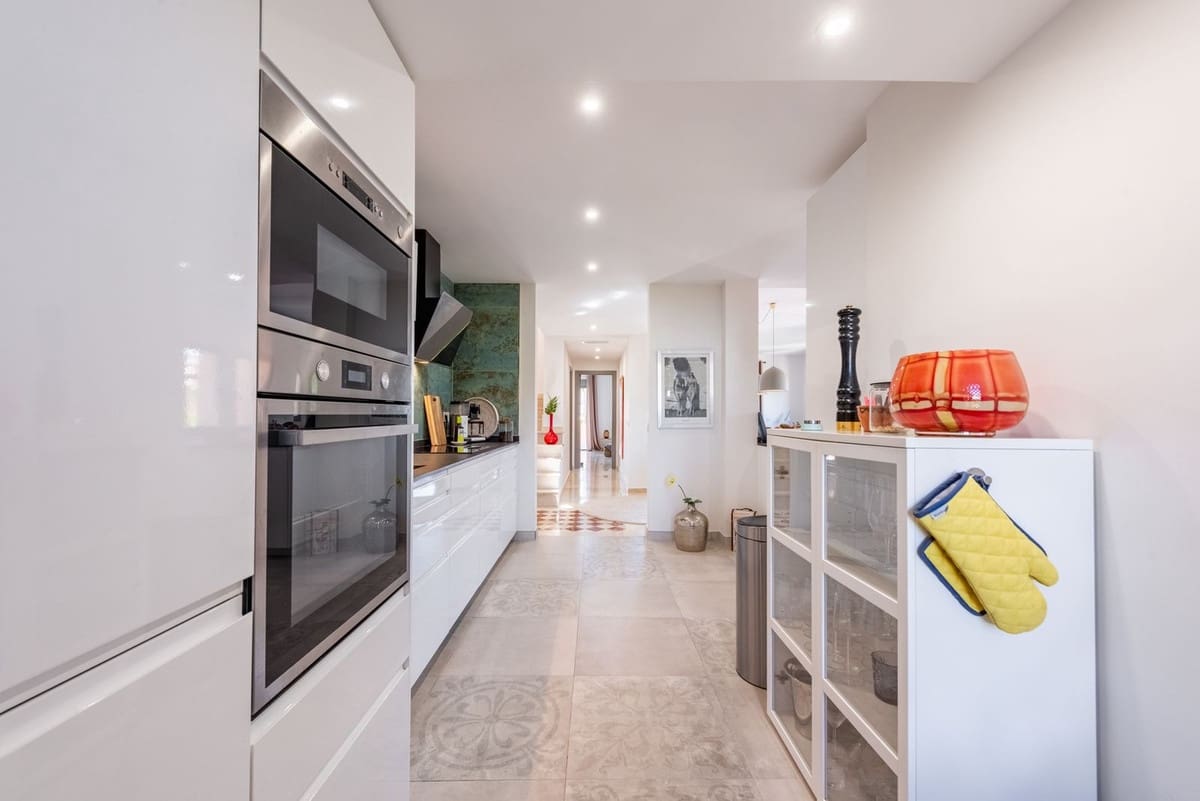 3 bedroom Apartment for sale in Atalaya-Isdabe with pool garage - € 849,000 (Ref: 10041663)