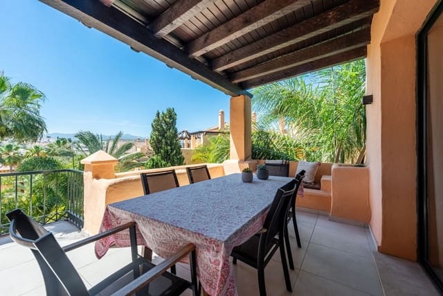 3 bedroom Apartment for sale in Atalaya-Isdabe, Estepona with pool garage - € 849,000 (Ref: 10041663)
