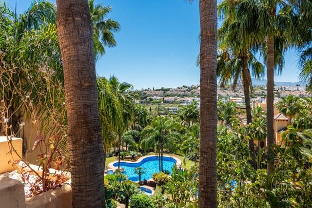 3 bedroom Apartment for sale in Atalaya-Isdabe, Estepona with pool garage - € 849,000 (Ref: 10041663)