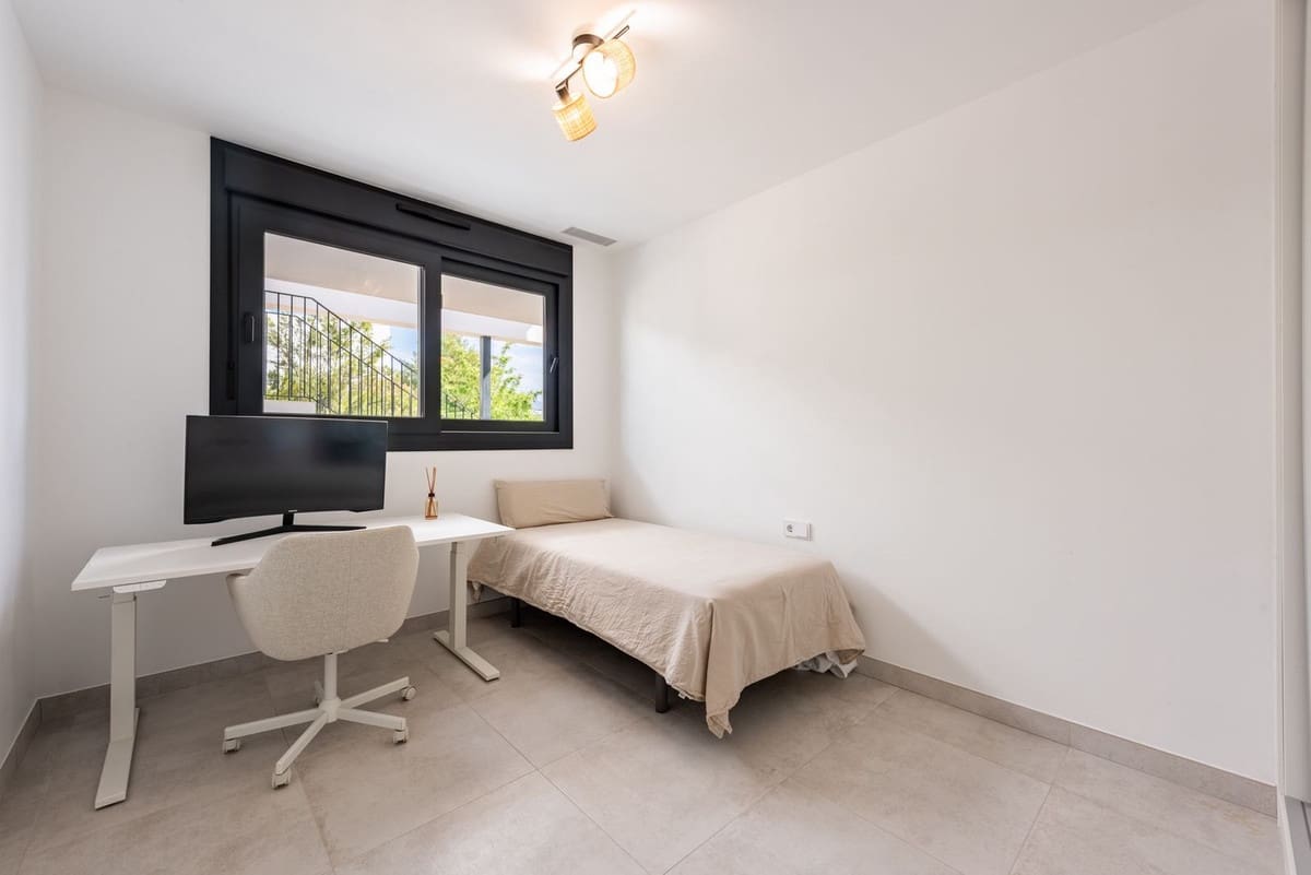 2 sovrum Lägenhet till salu i Atalaya-Isdabe med pool garage - 679 000 € (Ref: 10041664)