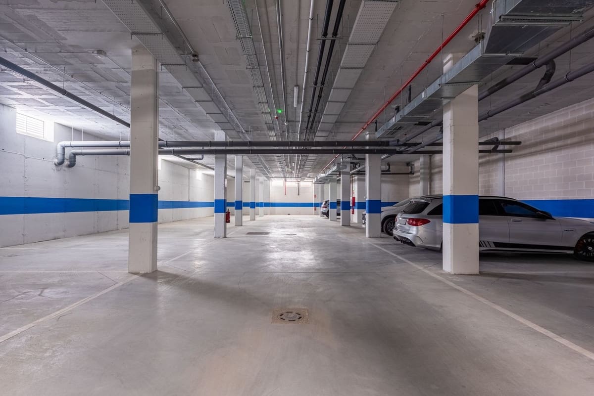 2 sovrum Lägenhet till salu i Atalaya-Isdabe med pool garage - 679 000 € (Ref: 10041664)