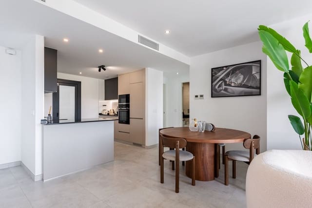 Apartamento de 2 habitaciones en Atalaya-Isdabe, Estepona en venta con piscina garaje - 679.000 € (Ref: 10041664)
