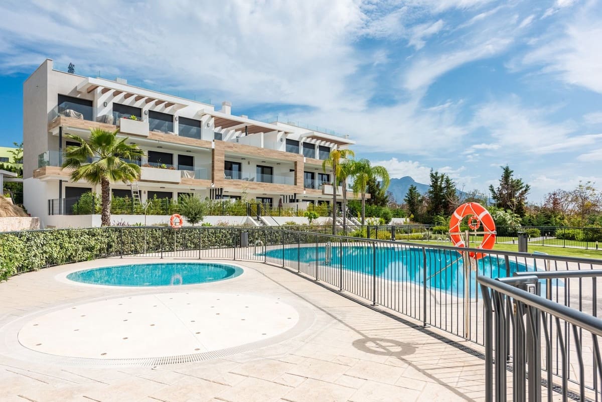 2 sovrum Lägenhet till salu i Atalaya-Isdabe med pool garage - 679 000 € (Ref: 10041664)