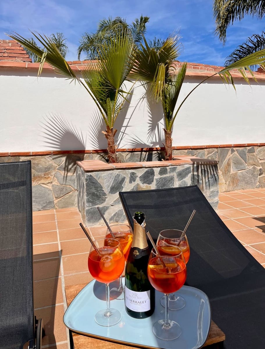 4 bedroom Villa for sale in Alhaurin el Grande with pool garage - € 845,000 (Ref: 10041668)