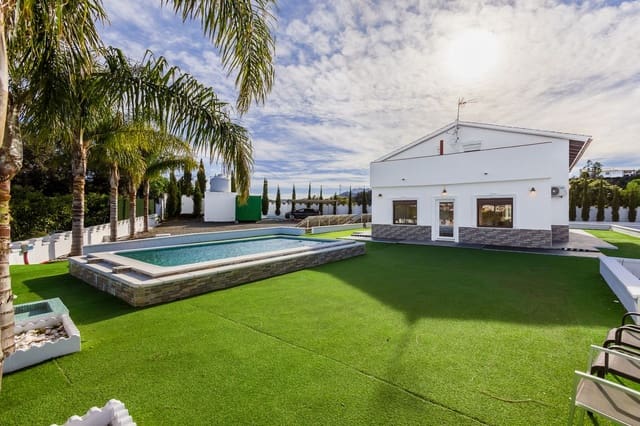 6 Zimmer Villa zu verkaufen in Alhaurín el Grande mit Pool Garage - 755.000 € (Ref: 10041672)
