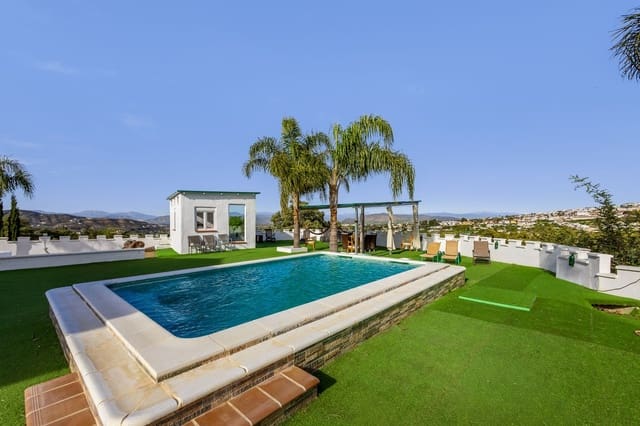 6 Zimmer Villa zu verkaufen in Alhaurín el Grande mit Pool Garage - 755.000 € (Ref: 10041672)