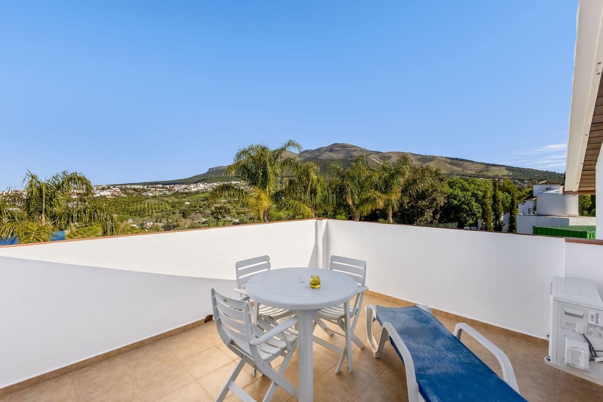 6 Zimmer Villa zu verkaufen in Alhaurin el Grande mit Pool Garage - 755.000 € (Ref: 10041672)