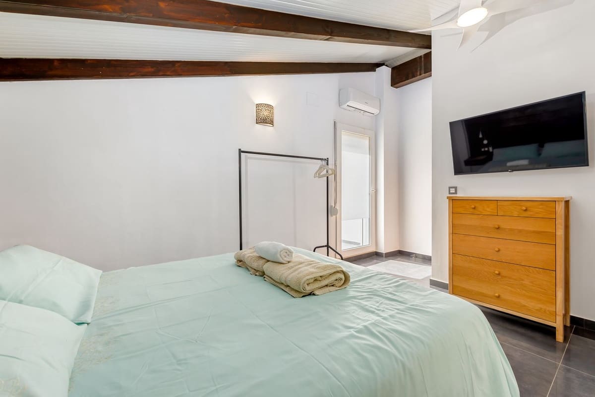 6 Zimmer Villa zu verkaufen in Alhaurin el Grande mit Pool Garage - 755.000 € (Ref: 10041672)