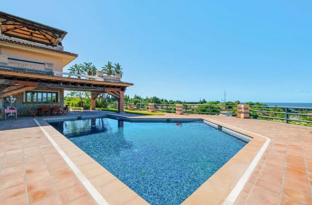 6 Zimmer Villa zu verkaufen in Estepona mit Pool Garage - 2.750.000 € (Ref: 10041674)