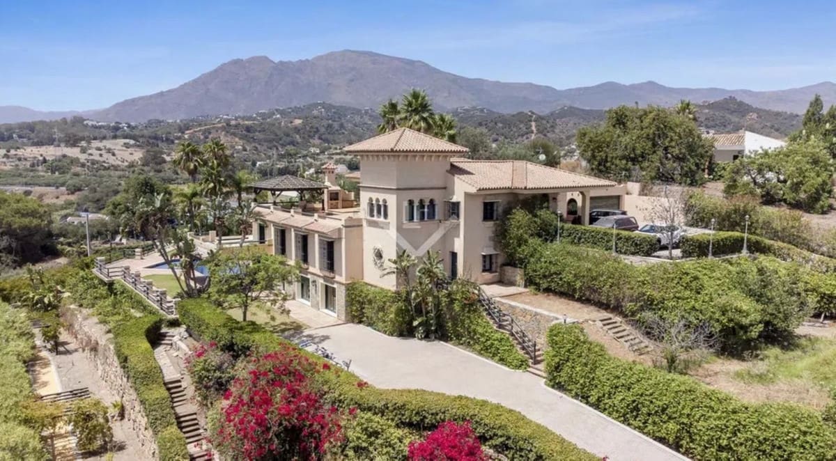 6 slaapkamer Villa te koop in Estepona met zwembad garage - € 2.750.000 (Ref: 10041674)