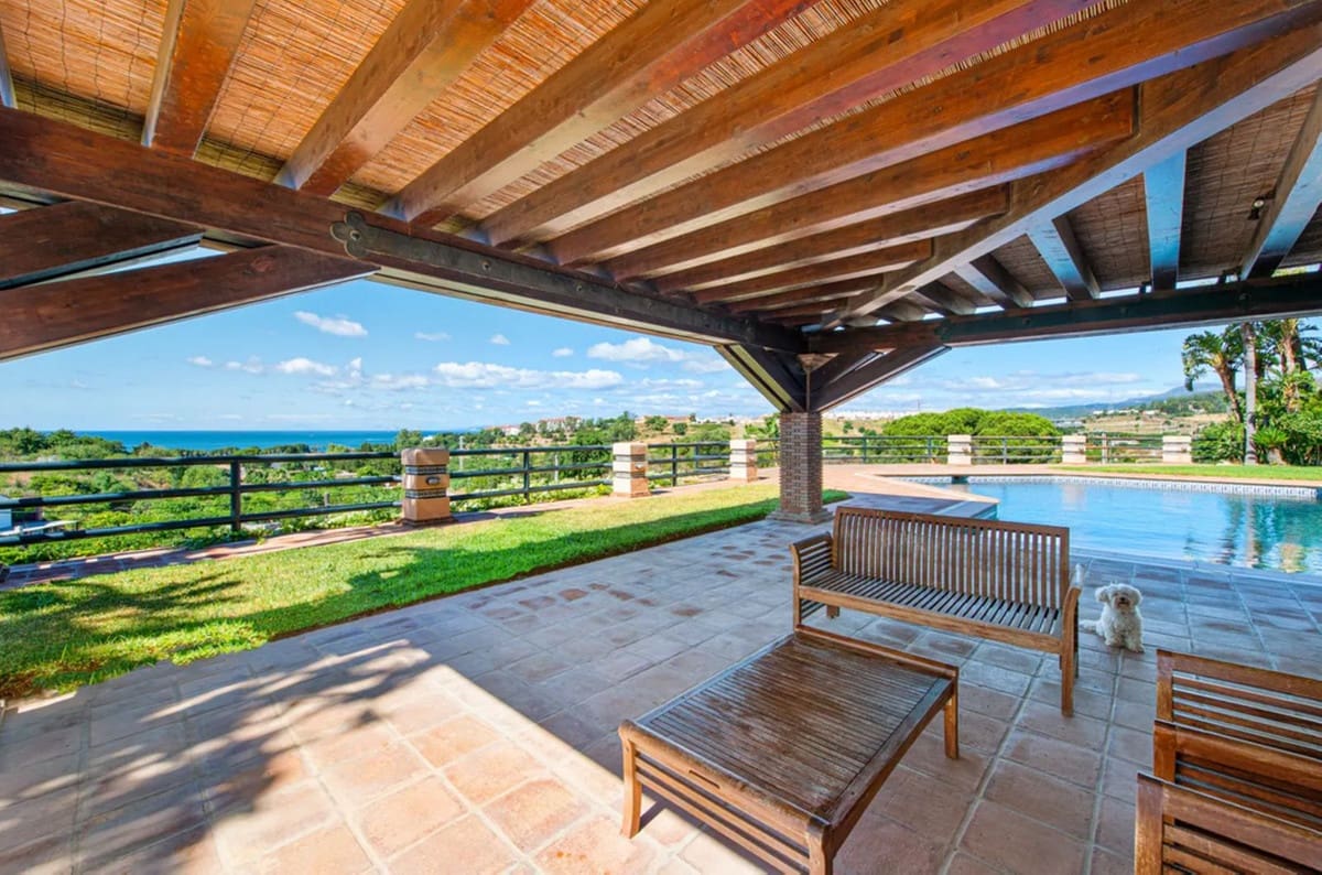 6 slaapkamer Villa te koop in Estepona met zwembad garage - € 2.750.000 (Ref: 10041674)