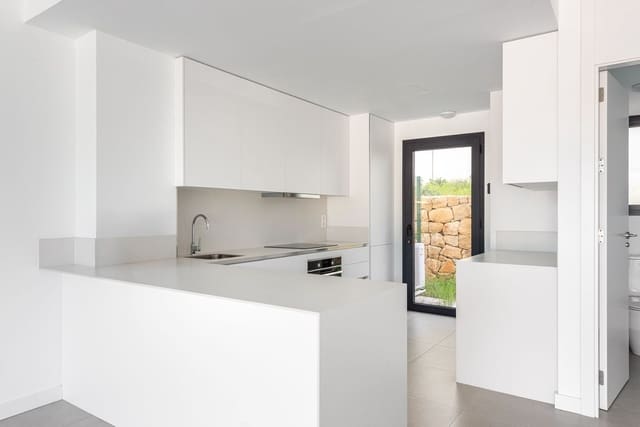 3 sypialnia Dom na sprzedaż w Atalaya-Isdabe, Estepona z basenem - 749 000 € (Ref: 10041675)