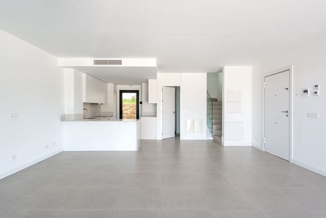 3 sypialnia Dom na sprzedaż w Atalaya-Isdabe, Estepona z basenem - 749 000 € (Ref: 10041675)