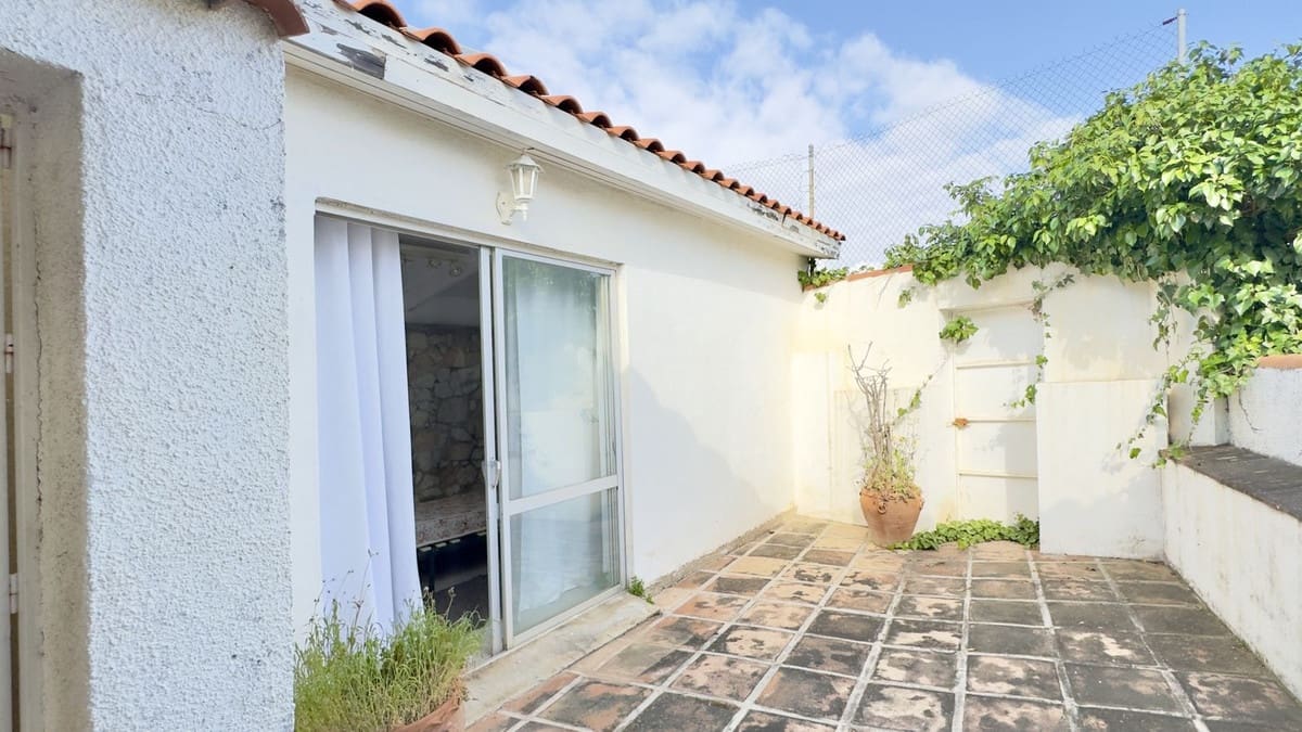 4 bedroom Villa for sale in Mijas with pool garage - € 850,000 (Ref: 10041676)