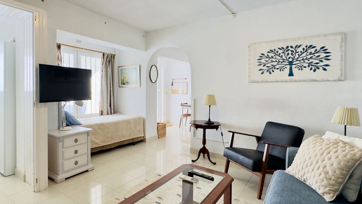 4 bedroom Villa for sale in Mijas with pool garage - € 850,000 (Ref: 10041676)