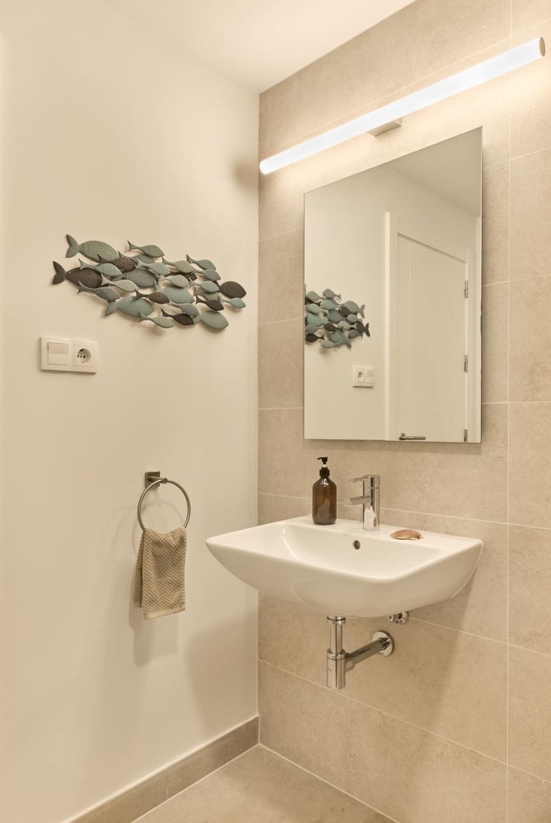 2 bedroom Apartment for sale in Estepona with pool garage - € 580,000 (Ref: 10041677)