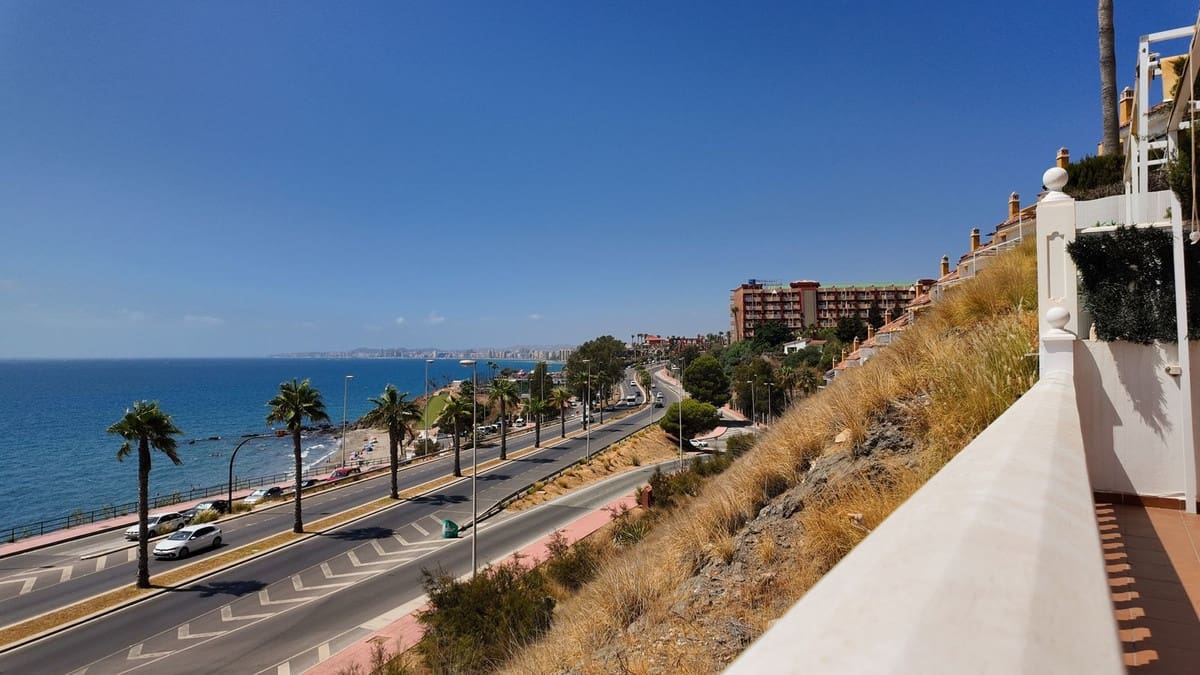 4 sovrum Hus till salu i Benalmadena med pool garage - 850 000 € (Ref: 10041678)
