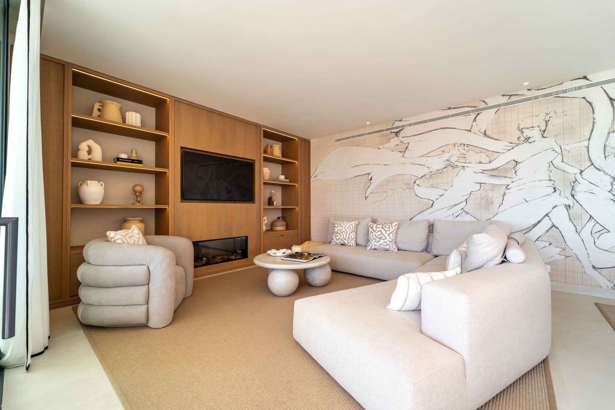 3 bedroom Apartment for sale in Fuengirola with garage - € 849,000 (Ref: 10041679)