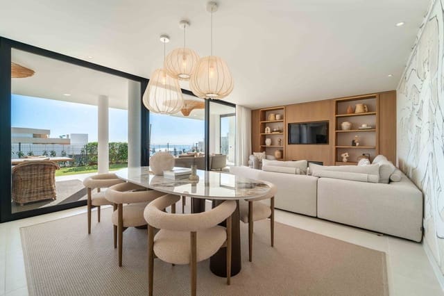 3 bedroom Apartment for sale in Fuengirola with garage - € 849,000 (Ref: 10041679)