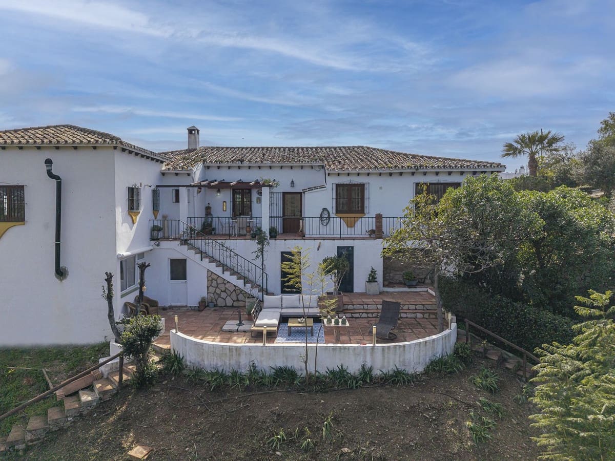3 Zimmer Villa zu verkaufen in Mijas Golf mit Pool Garage - 825.000 € (Ref: 10041680)