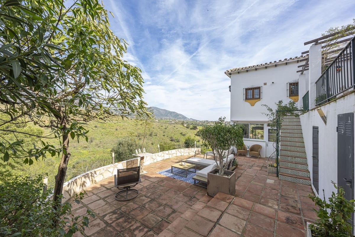 3 Zimmer Villa zu verkaufen in Mijas Golf mit Pool Garage - 825.000 € (Ref: 10041680)