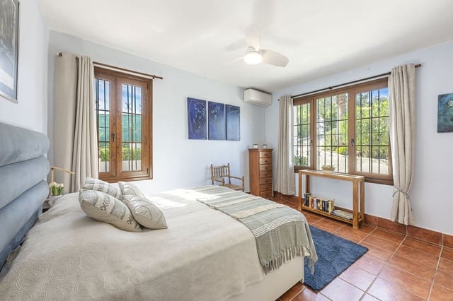3 slaapkamer Villa te koop in Mijas Golf, Mijas met zwembad garage - € 825.000 (Ref: 10041680)