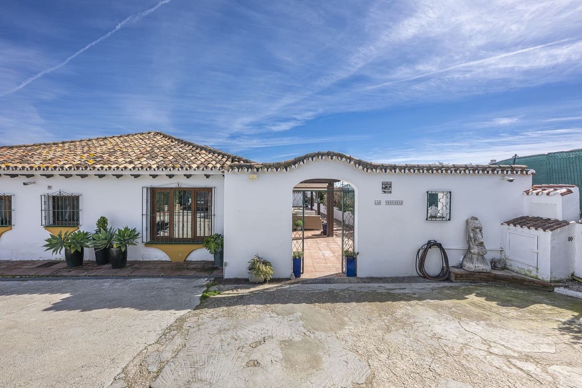 3 Zimmer Villa zu verkaufen in Mijas Golf mit Pool Garage - 825.000 € (Ref: 10041680)