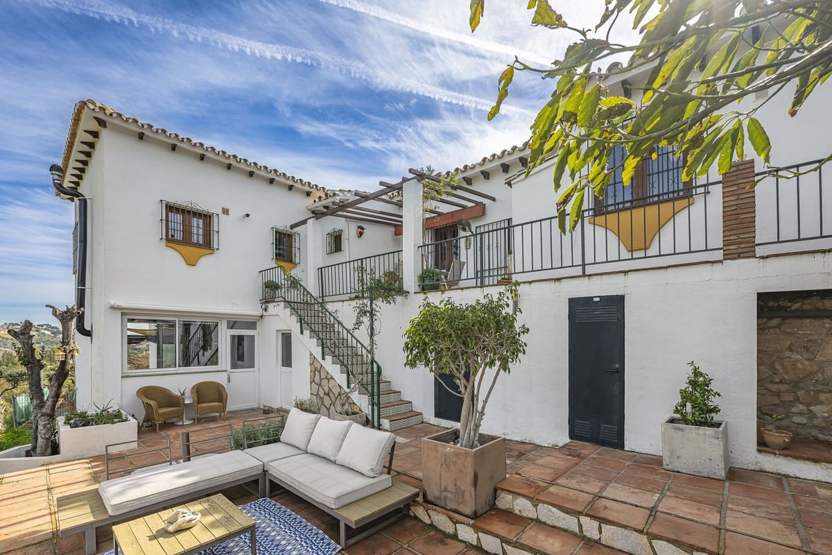 3 Zimmer Villa zu verkaufen in Mijas Golf mit Pool Garage - 825.000 € (Ref: 10041680)
