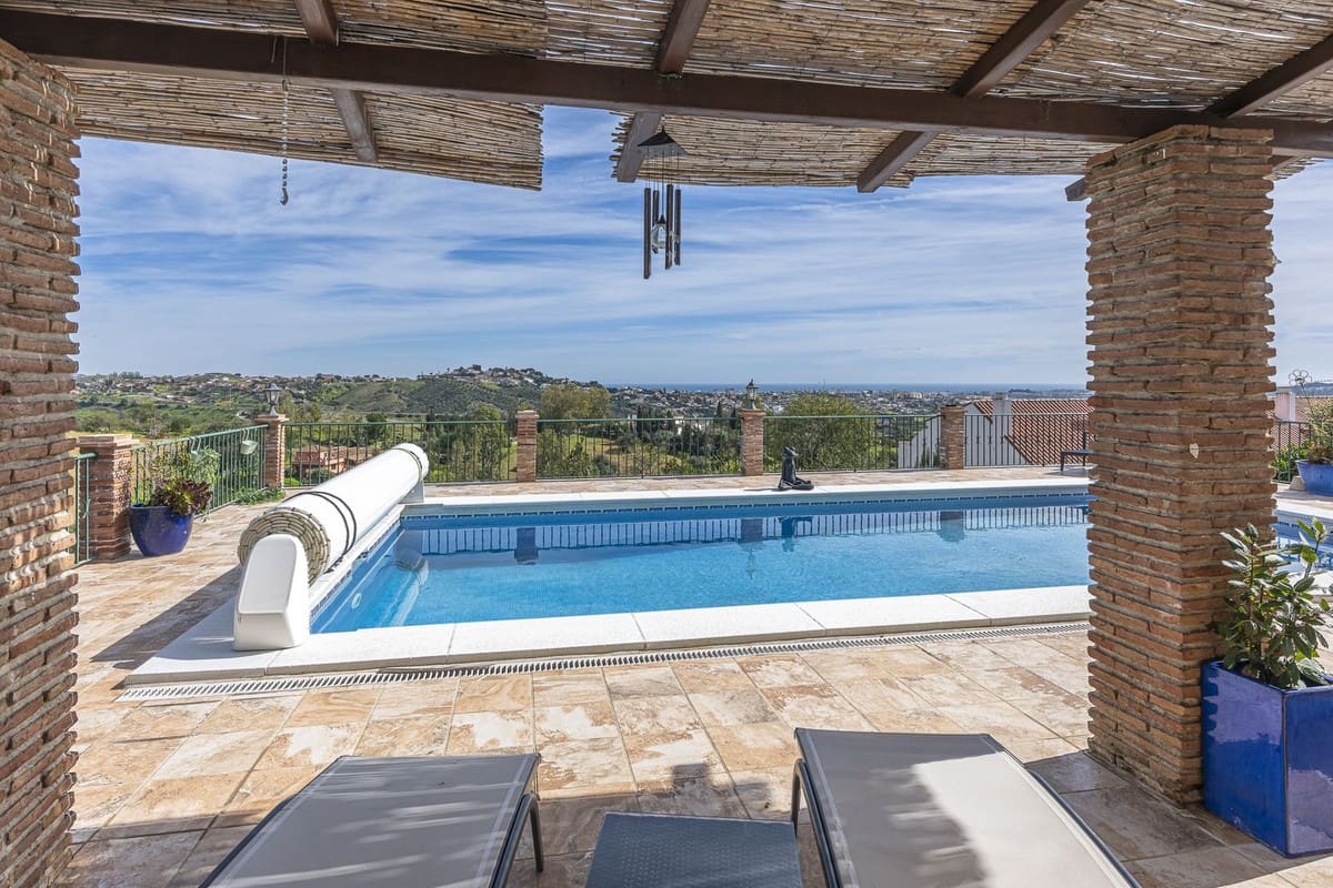3 Zimmer Villa zu verkaufen in Mijas Golf mit Pool Garage - 825.000 € (Ref: 10041680)