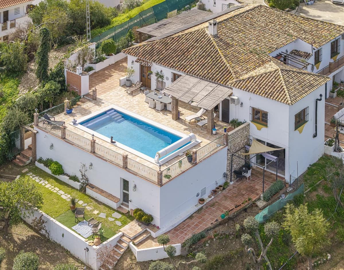 3 Zimmer Villa zu verkaufen in Mijas Golf mit Pool Garage - 825.000 € (Ref: 10041680)