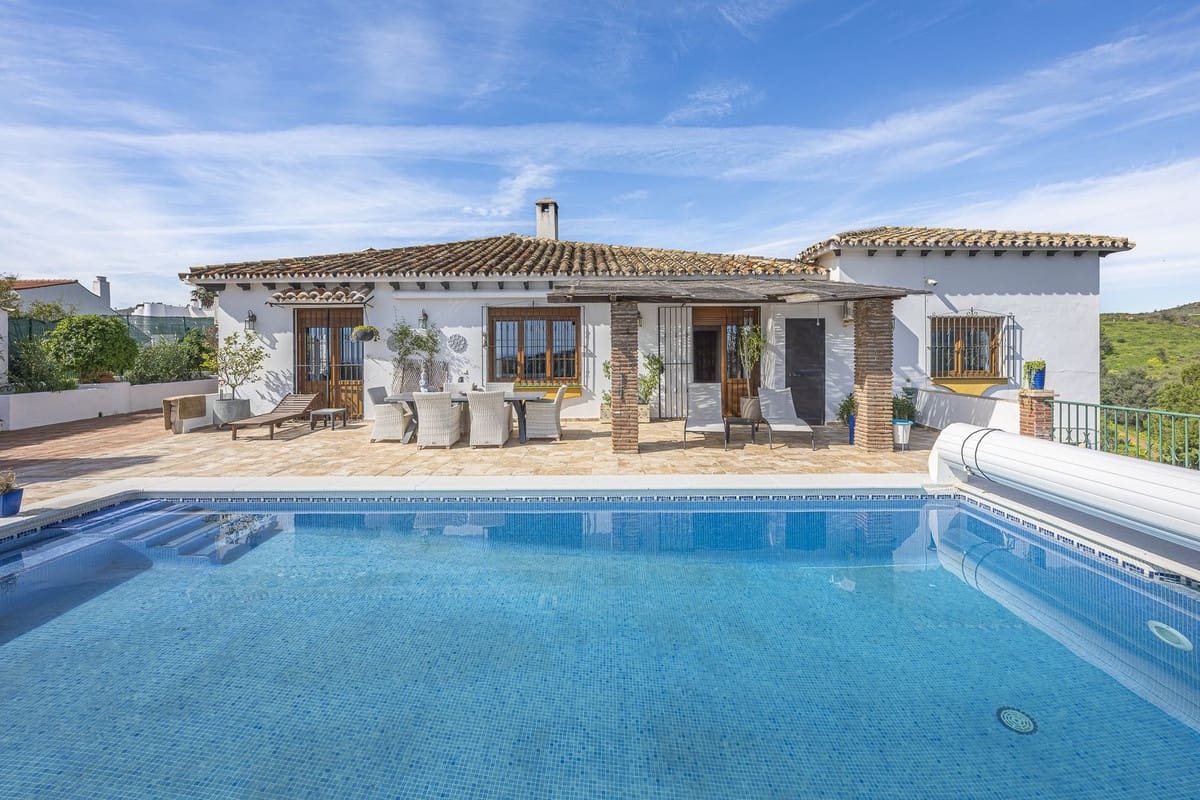 3 Zimmer Villa zu verkaufen in Mijas Golf mit Pool Garage - 825.000 € (Ref: 10041680)