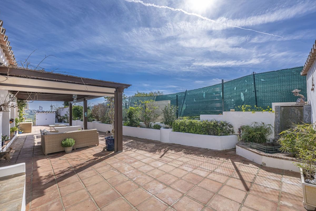 3 Zimmer Villa zu verkaufen in Mijas Golf mit Pool Garage - 825.000 € (Ref: 10041680)