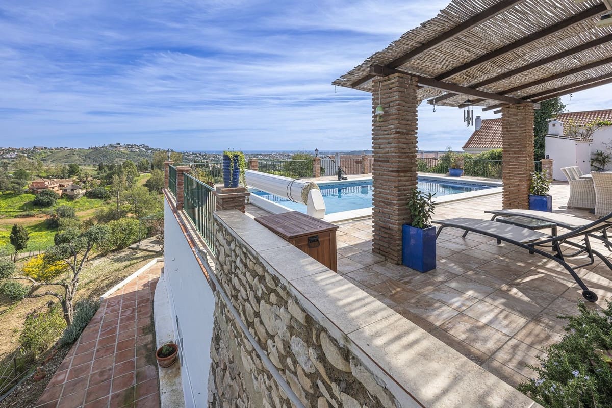 3 Zimmer Villa zu verkaufen in Mijas Golf mit Pool Garage - 825.000 € (Ref: 10041680)