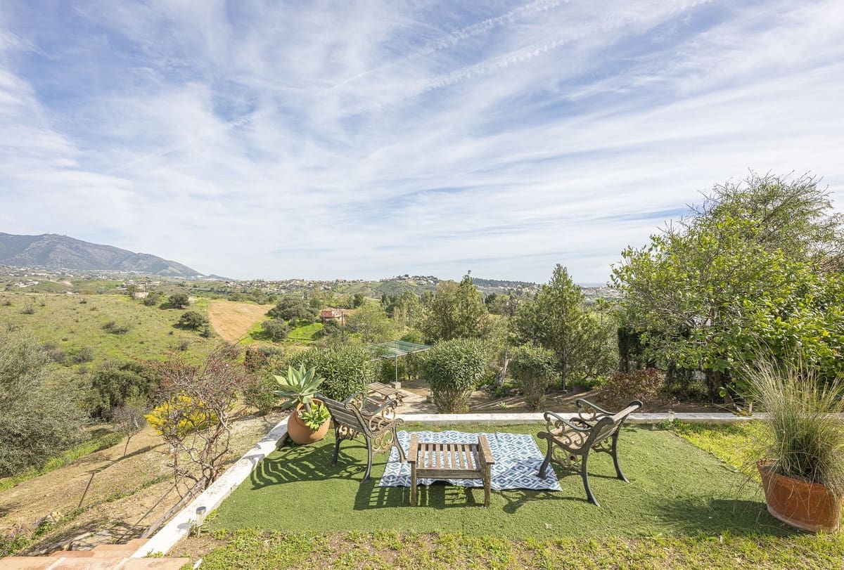 3 Zimmer Villa zu verkaufen in Mijas Golf mit Pool Garage - 825.000 € (Ref: 10041680)