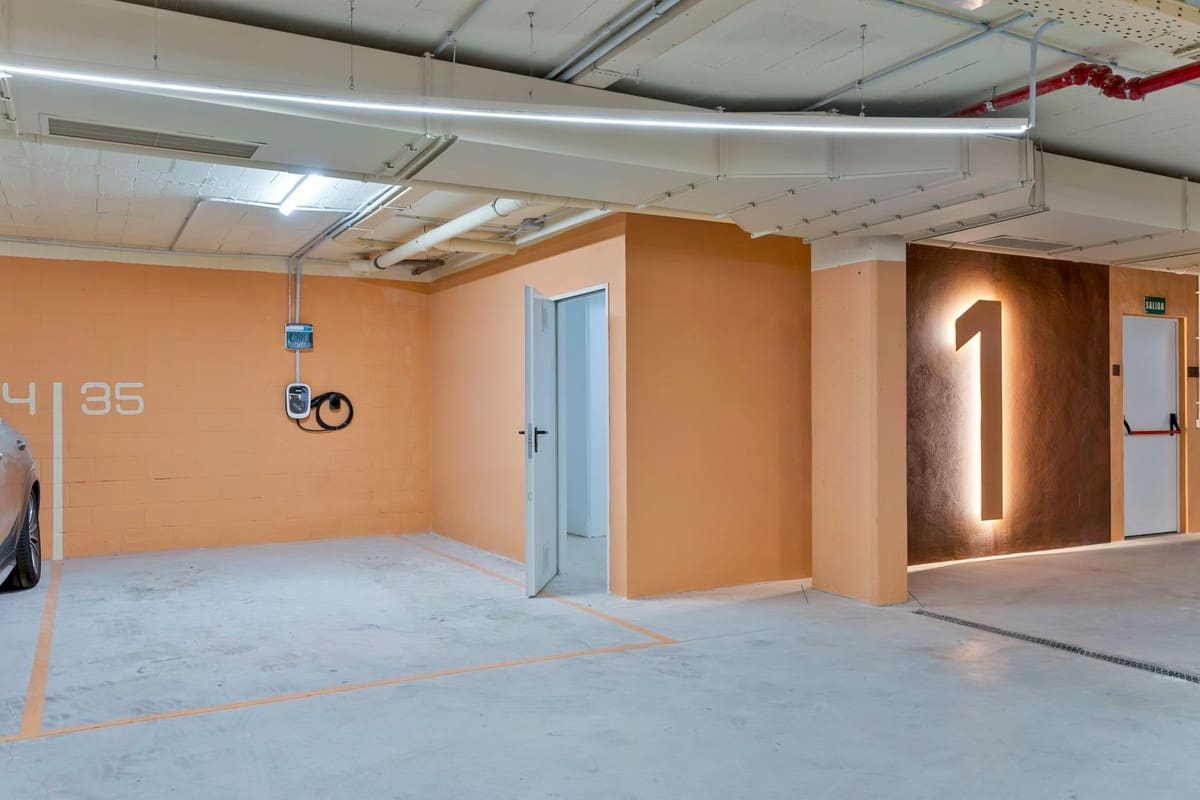 3 soveværelse Lejlighed til salg i Fuengirola med garage - € 910.000 (Ref: 10041682)