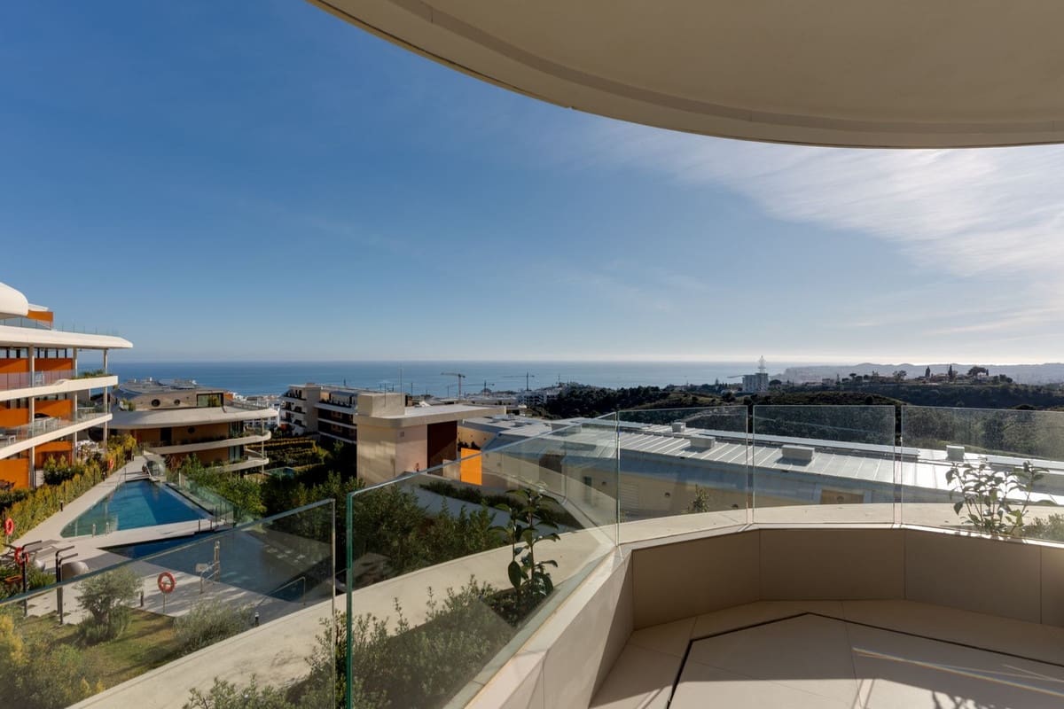 3 soveværelse Lejlighed til salg i Fuengirola med garage - € 910.000 (Ref: 10041682)